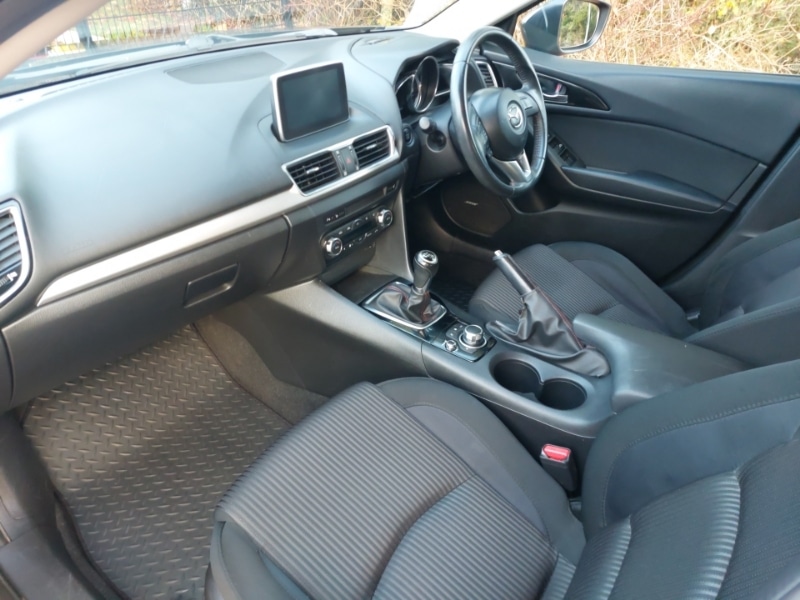 Used Mazda Mazda3 2014 for sale - 76800273: Photo 5