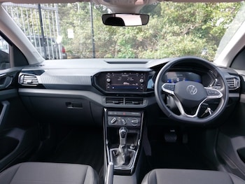 Used Volkswagen T-Cross 2024 for sale - 78622092: Photo