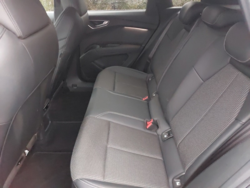 Used Audi Q4 e-tron 2021 for sale - 77419040: Photo 6