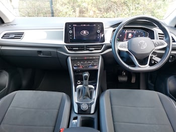 Used Volkswagen T-Roc 2023 for sale - 78317781: Photo