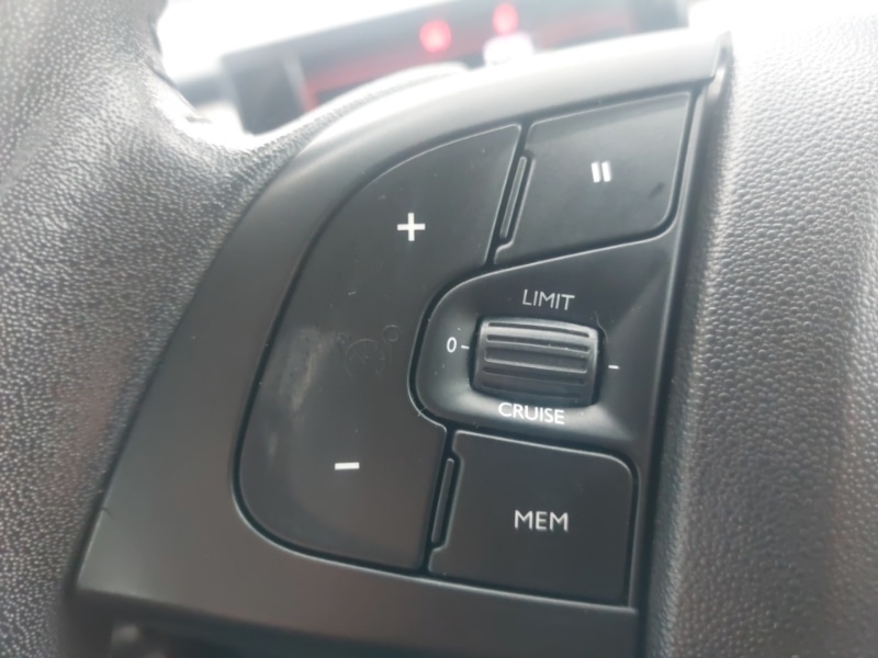 Used Citroen C4 Cactus 2015 for sale - 77070195: Photo 13