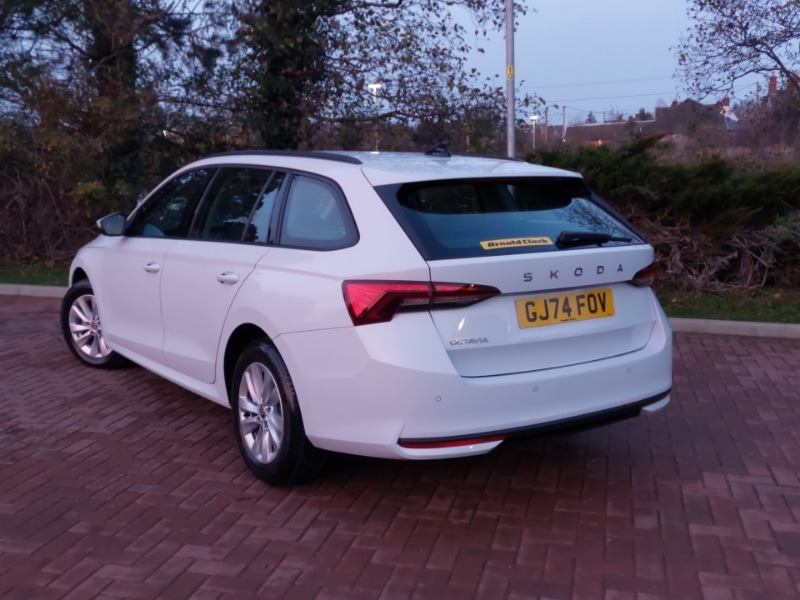 Used Skoda Octavia 2024 for sale - 76967258: Photo 3