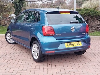 Used Volkswagen Polo 2016 for sale - 77908049: Photo