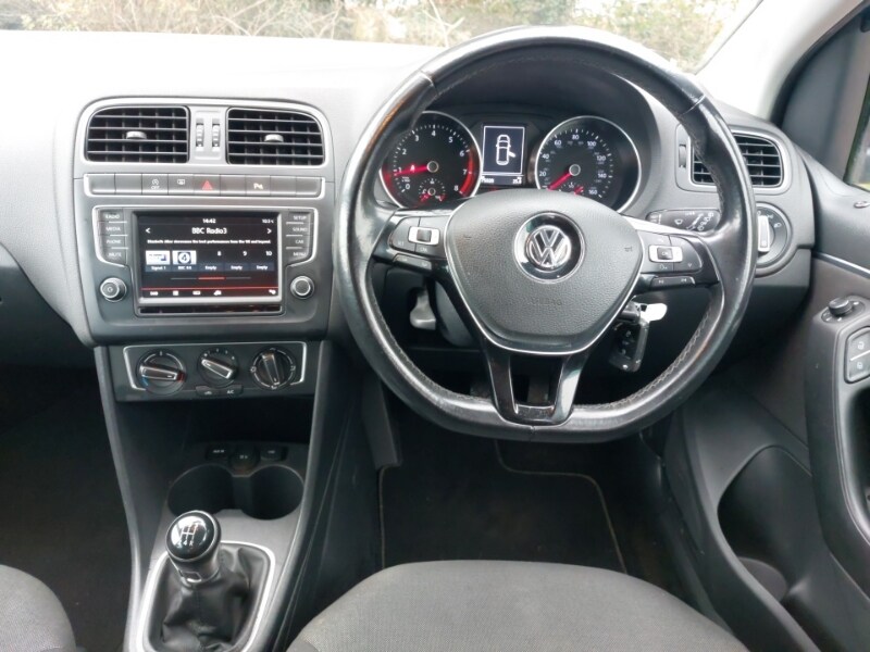 Used Volkswagen Polo 2016 for sale - 77908049: Photo 7