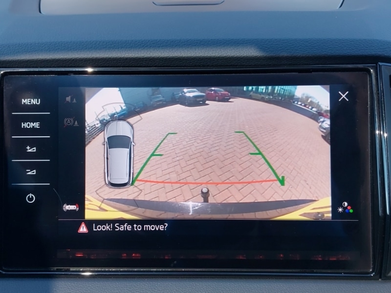 Used Skoda Karoq 2023 for sale - 77933195: Photo 10