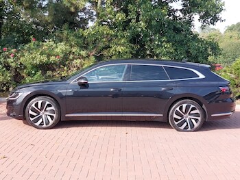 Used Volkswagen Arteon 2023 for sale - 75894040: Photo