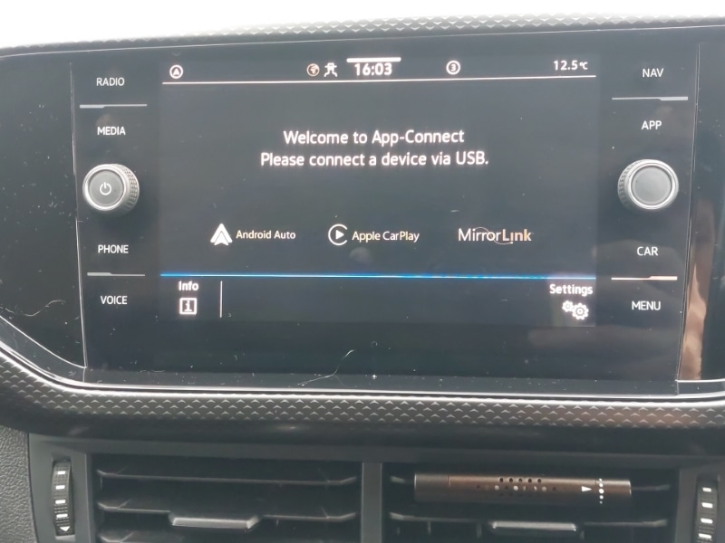 Used Volkswagen T-Cross 2022 for sale - 76511529: Photo 16