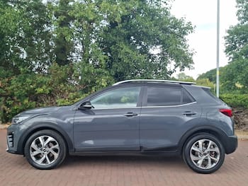Used Kia Stonic 2023 for sale - 79618312: Photo