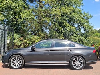 Used Volkswagen Passat 2020 for sale - 79647674: Photo