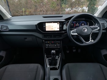 Used Volkswagen T-Cross 2019 for sale - 77385786: Photo