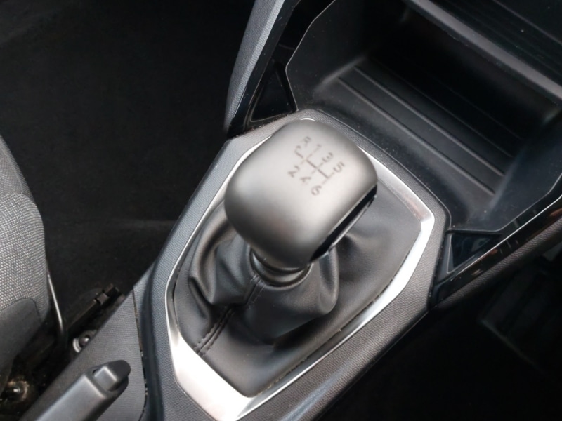 Used Peugeot 2008 2022 for sale - 76656592: Photo 19