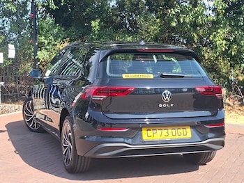 Used Volkswagen Golf 2024 for sale - 79555490: Photo