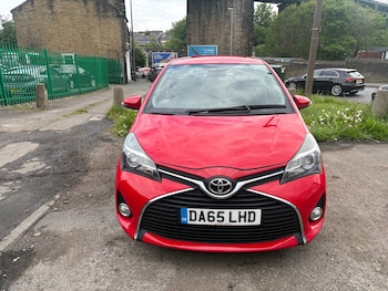 Used Toyota Yaris 2015 for sale - 78516012: Photo