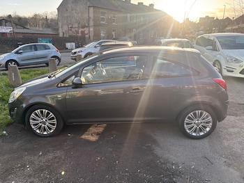 Used Vauxhall Corsa 2011 for sale - 78057282: Photo
