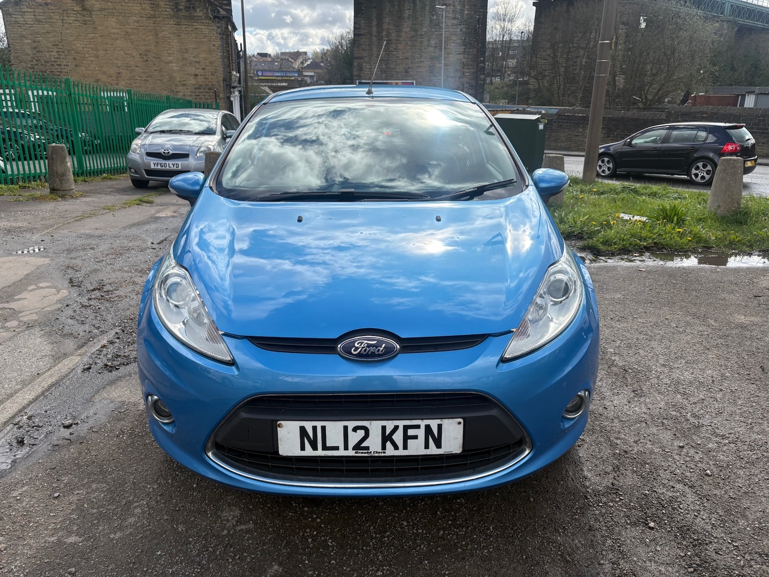 Used Ford Fiesta 2012 for sale - 78140515: Photo 2