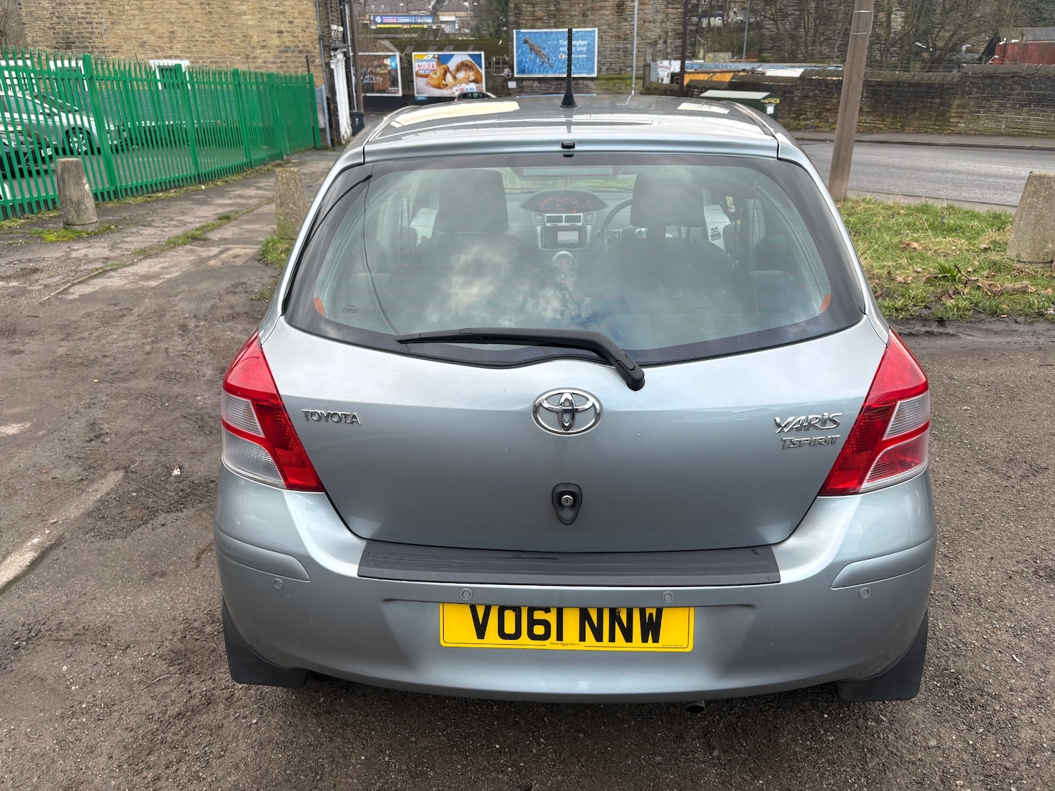 Used Toyota Yaris 2011 for sale - 77818530: Photo 8