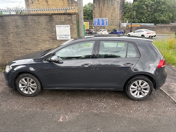 Used Volkswagen Golf 2013 for sale - 78897806: Photo
