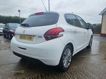 Used Peugeot 208 2016 for sale - 75281172: Photo