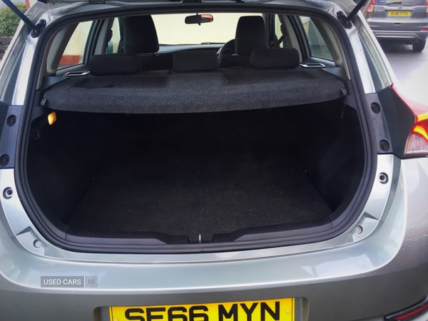 Used Toyota Auris 2017 for sale - 77021546: Photo 7