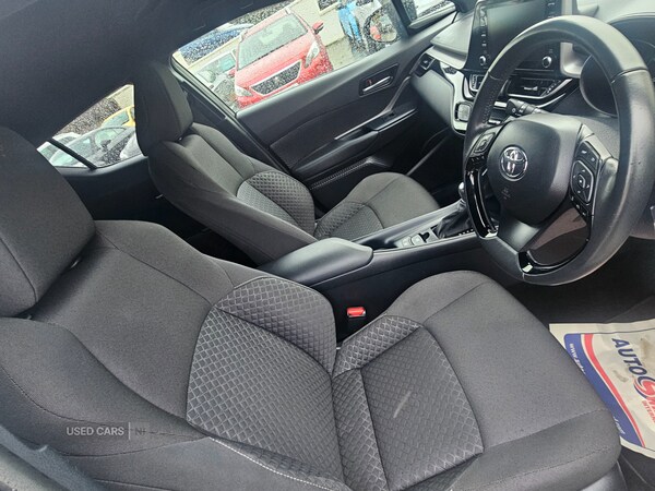 Used Toyota C-HR 2022 for sale - 76787186: Photo 15