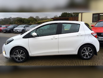 Used Toyota Yaris 2018 for sale - 77441777: Photo