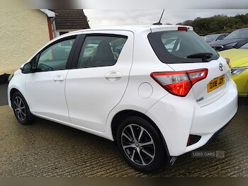 Used Toyota Yaris 2018 for sale - 77441777: Photo