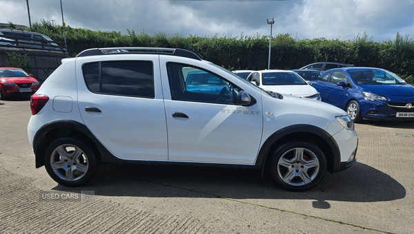 Used Dacia Sandero Stepway 2017 for sale - 76349948: Photo 4