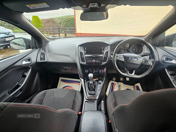 Used Ford Focus 2017 for sale - 76787188: Photo 14