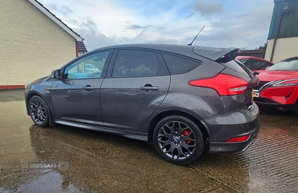 Used Ford Focus 2017 for sale - 76787188: Photo 5