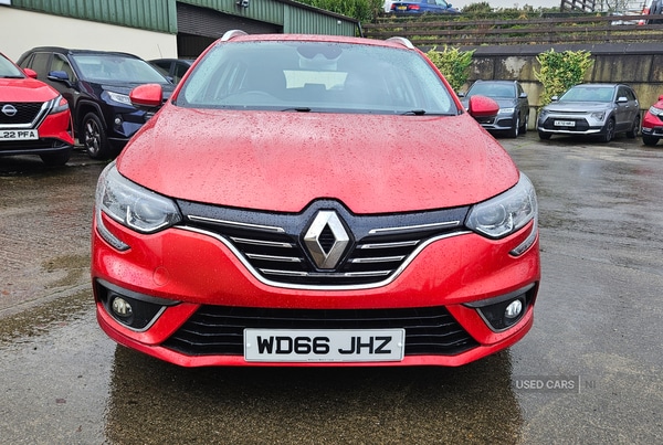 Used Renault Megane 2017 for sale - 76787490: Photo 2