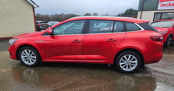 Used Renault Megane 2017 for sale - 76787490: Photo 8