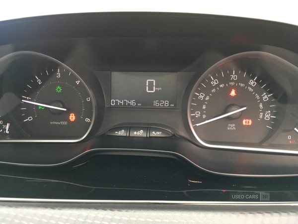 Used Peugeot 2008 2018 for sale - 76621122: Photo 22