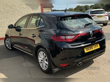 Used Renault Megane 2017 for sale - 79269397: Photo