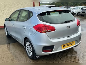 Used Kia Ceed 2018 for sale - 79577902: Photo