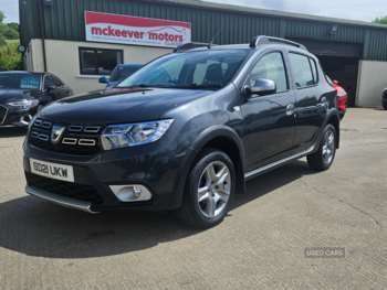 2021 - 1.5 Blue dCi Essential 5dr