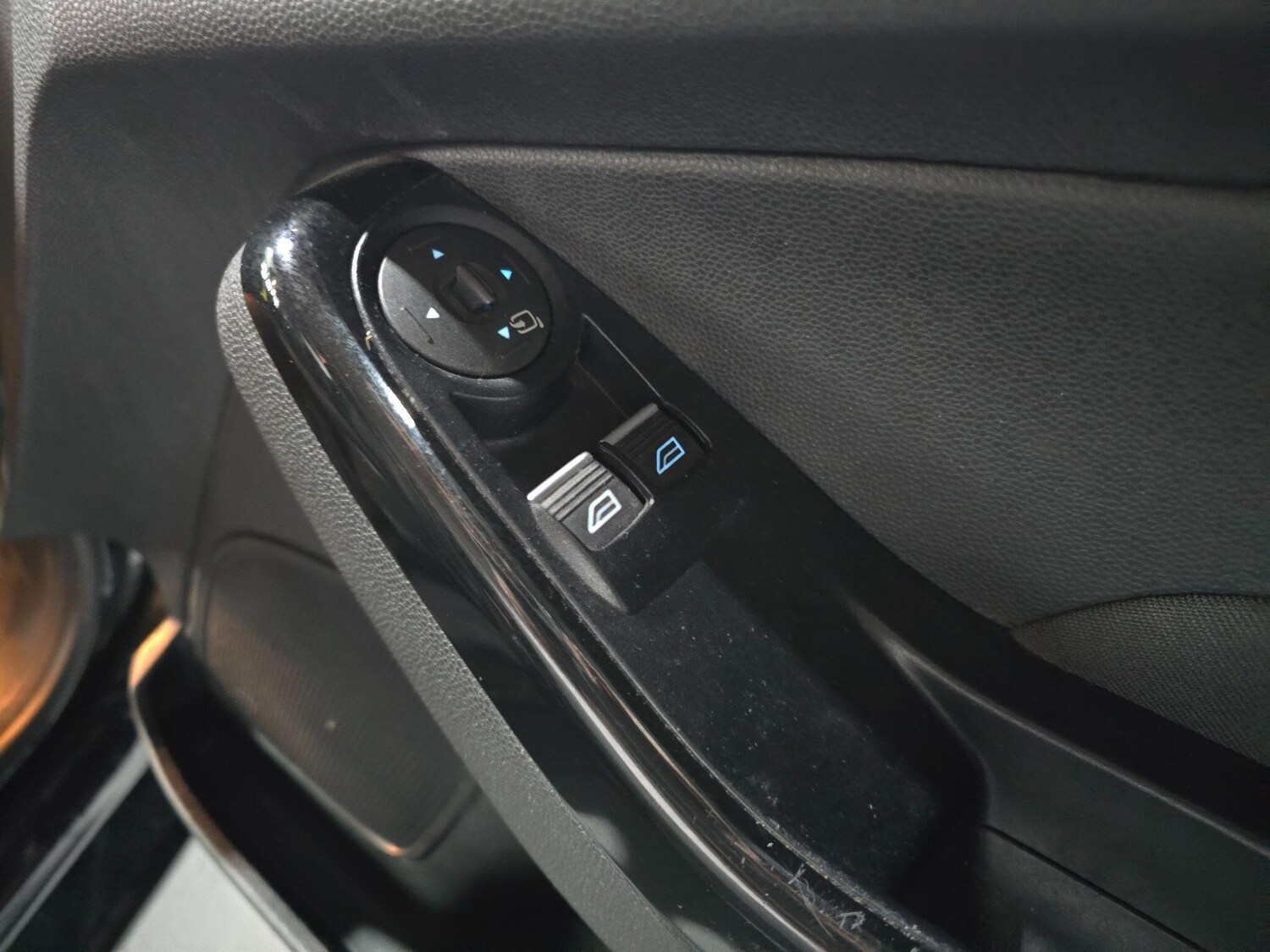 Used Ford Fiesta 2016 for sale - 77519561: Photo 25