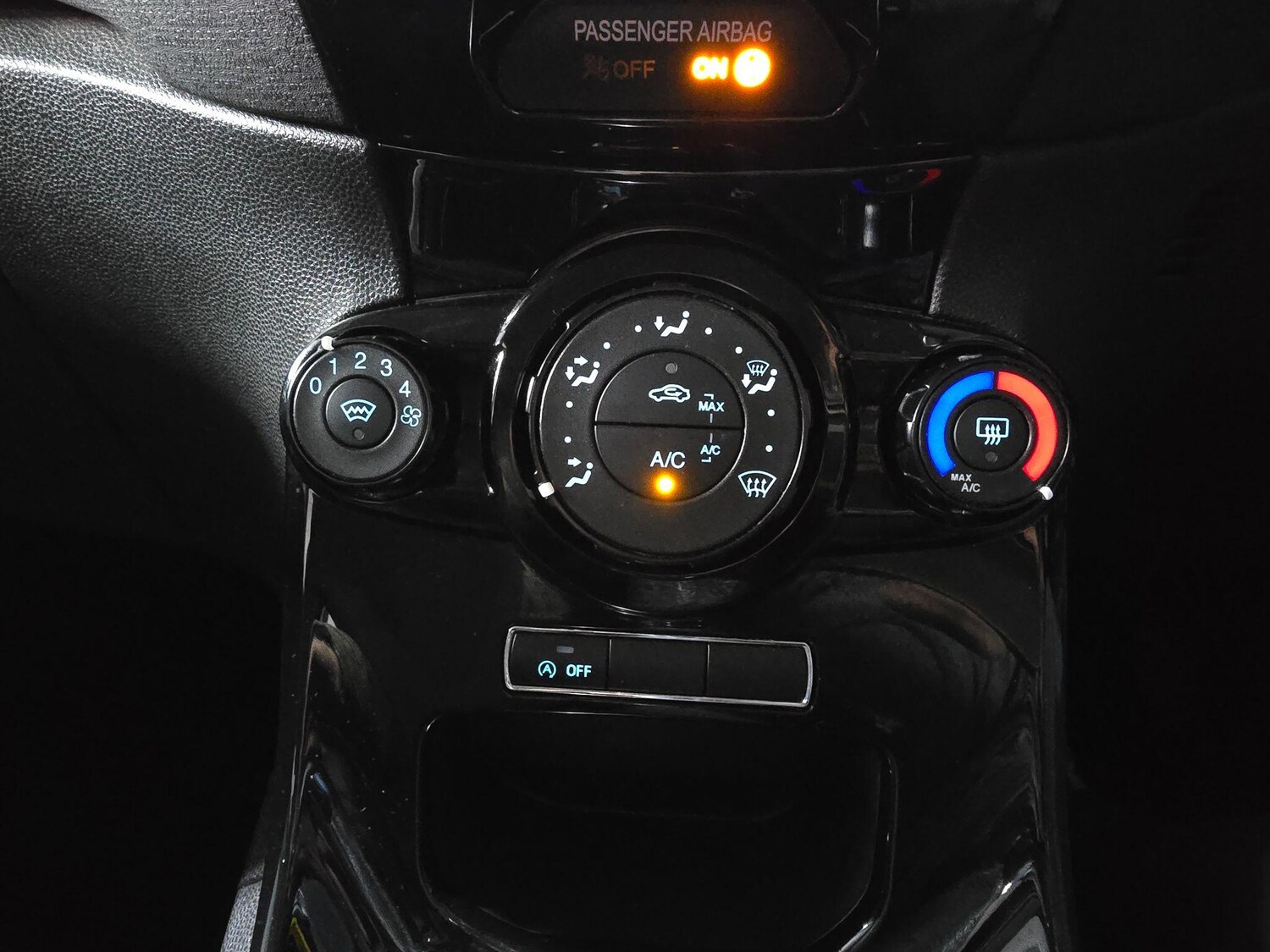 Used Ford Fiesta 2016 for sale - 77519561: Photo 33