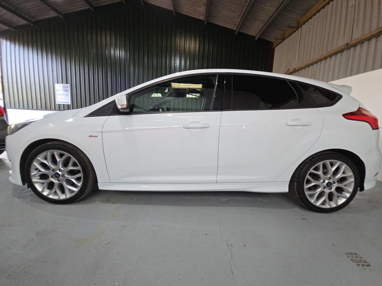 Used Ford Focus 2017 for sale - 77519562: Photo 24