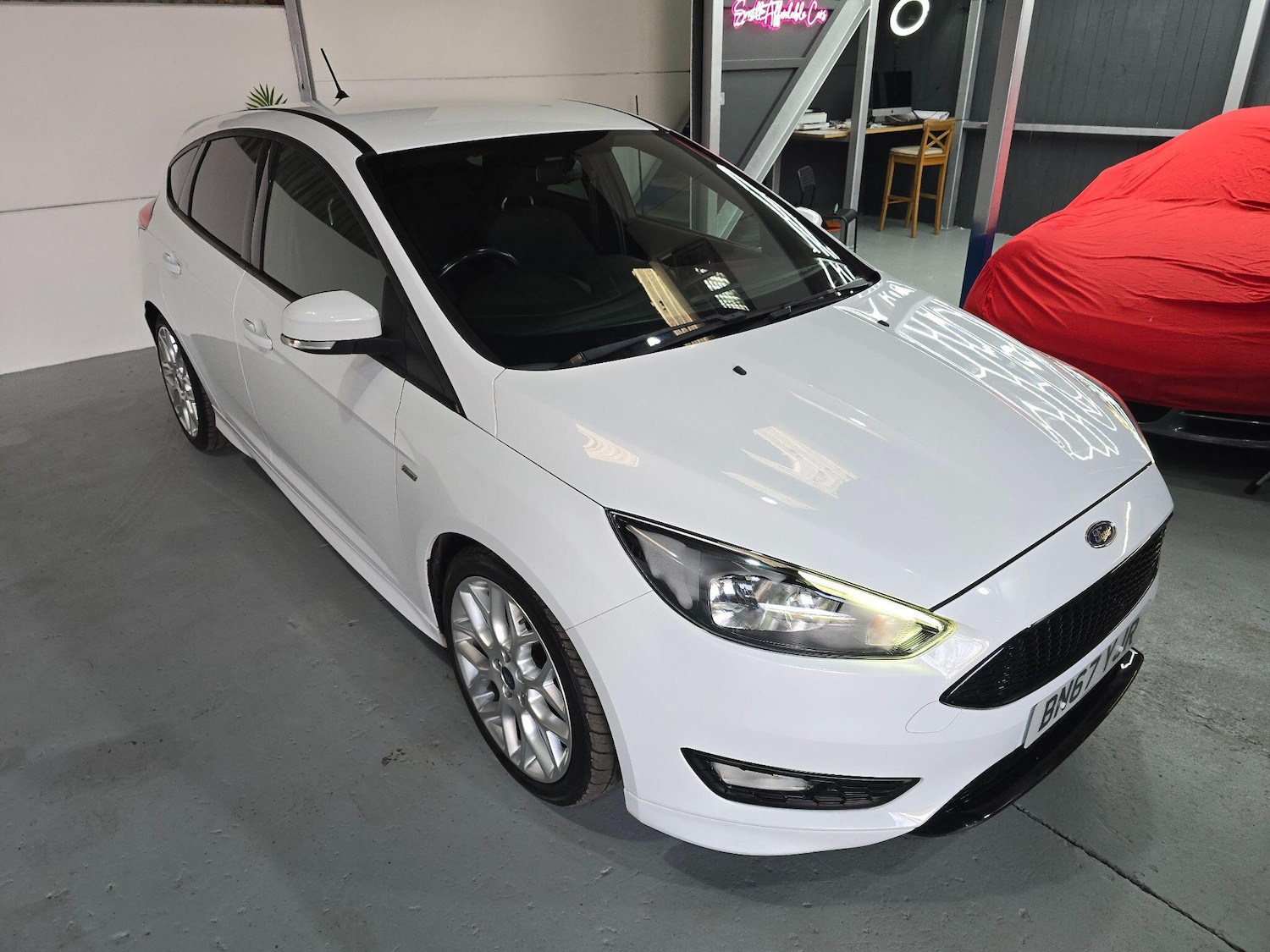 Used Ford Focus 2017 for sale - 77519562: Photo 8