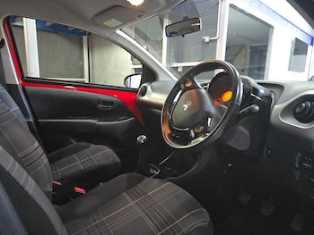 Used Peugeot 108 2017 for sale - 76027846: Photo