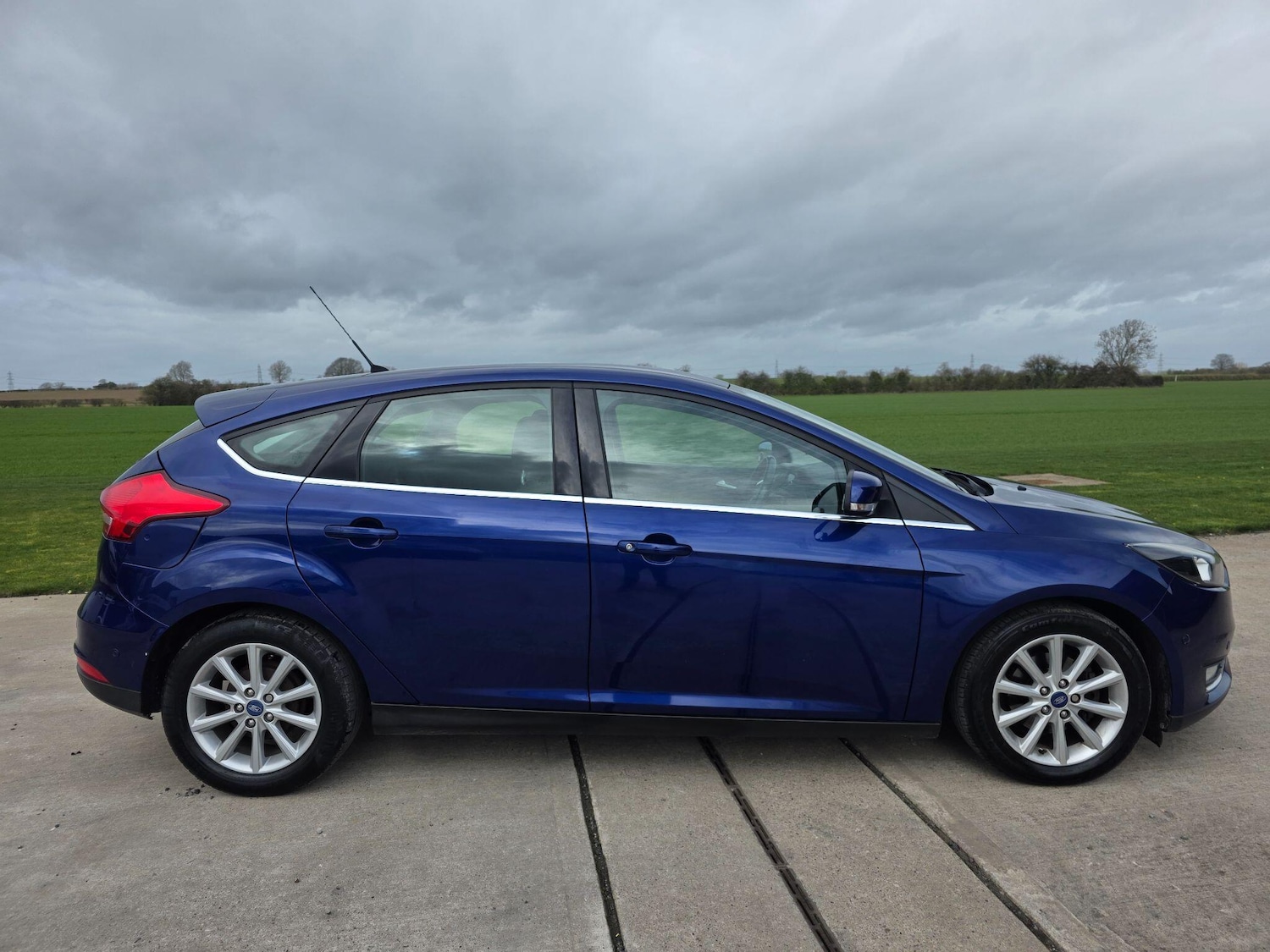 Used Ford Focus for sale - 77925758: Photo 11