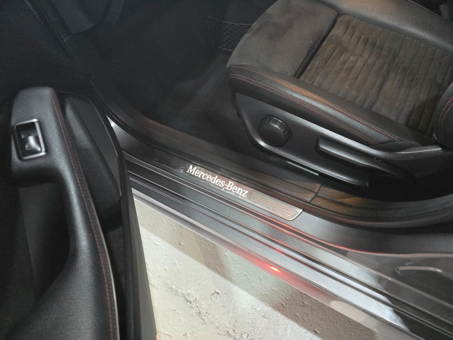 Used Mercedes-Benz A-Class 2017 for sale - 76115462: Photo 35