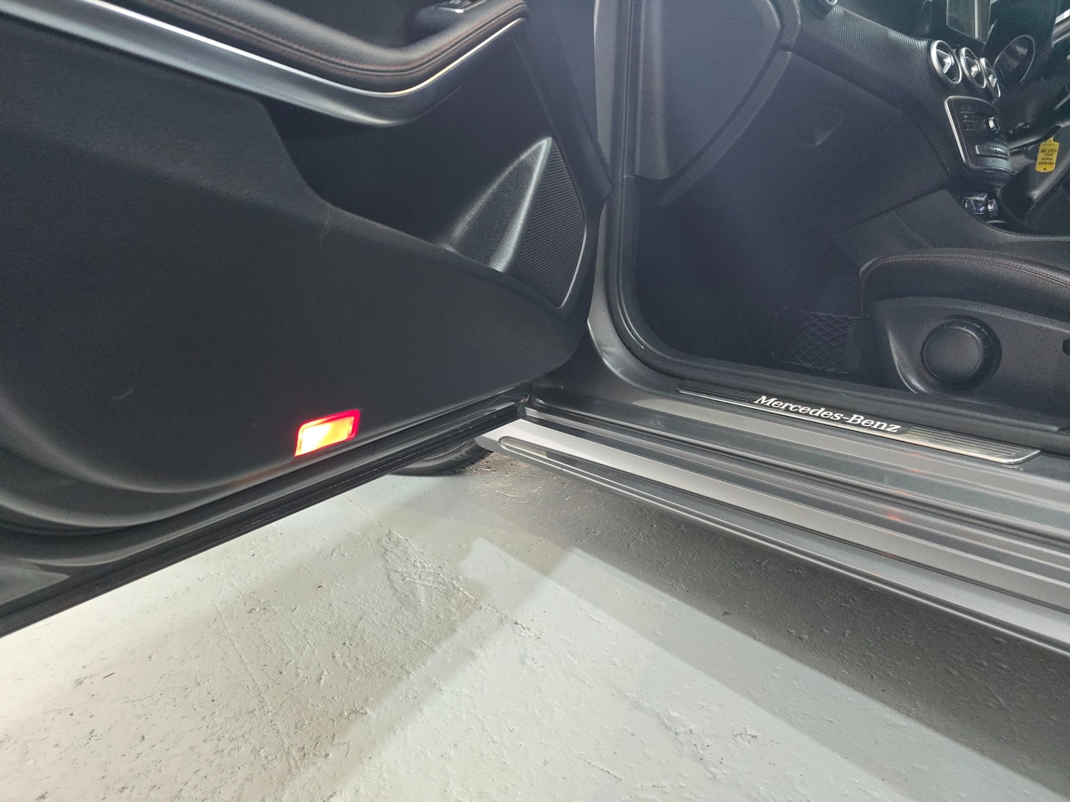 Used Mercedes-Benz A-Class 2017 for sale - 76115462: Photo 36