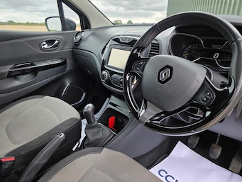Used Renault Captur 2014 for sale - 79374346: Photo