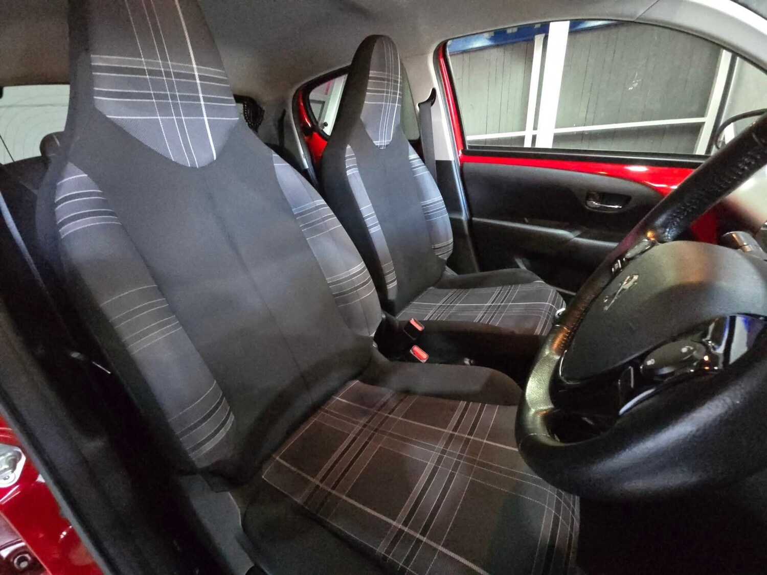 Used Peugeot 108 2017 for sale - 77519560: Photo 33