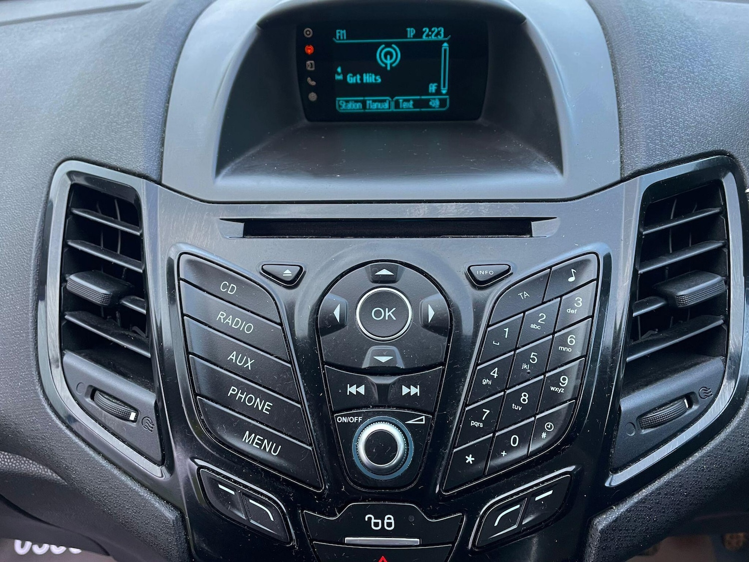 Used Ford Fiesta 2015 for sale - 77523664: Photo 22