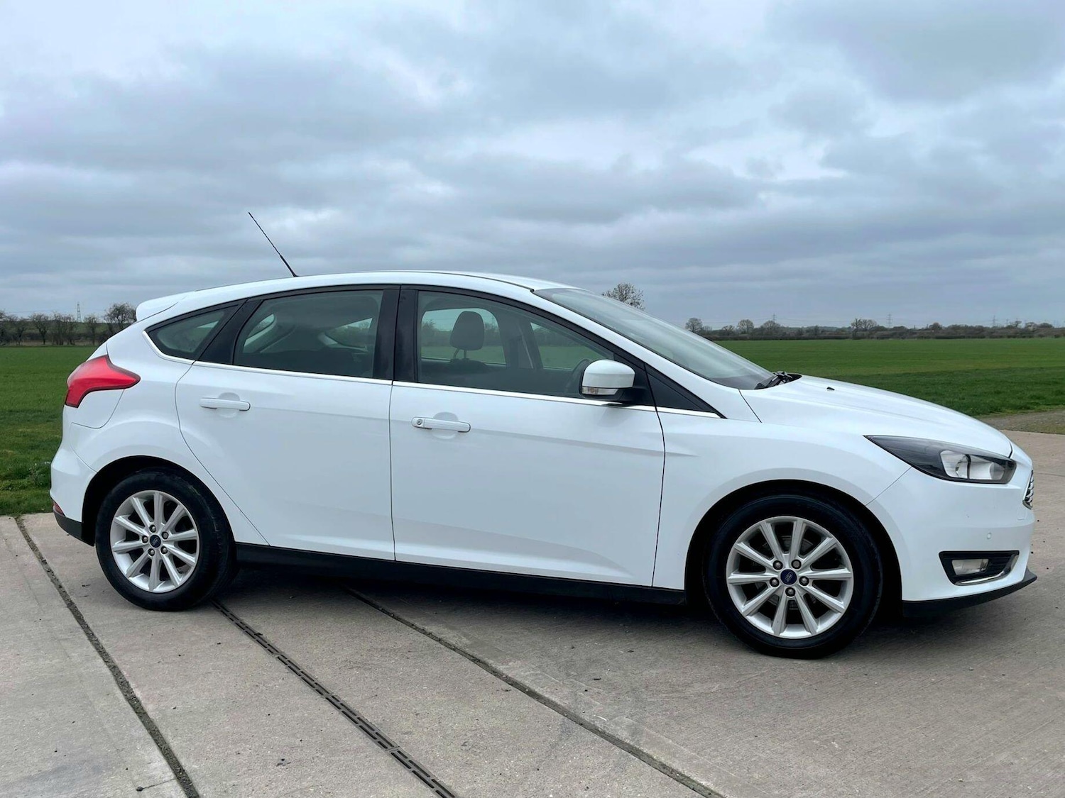 Used Ford Focus 2015 for sale - 77882332: Photo 10