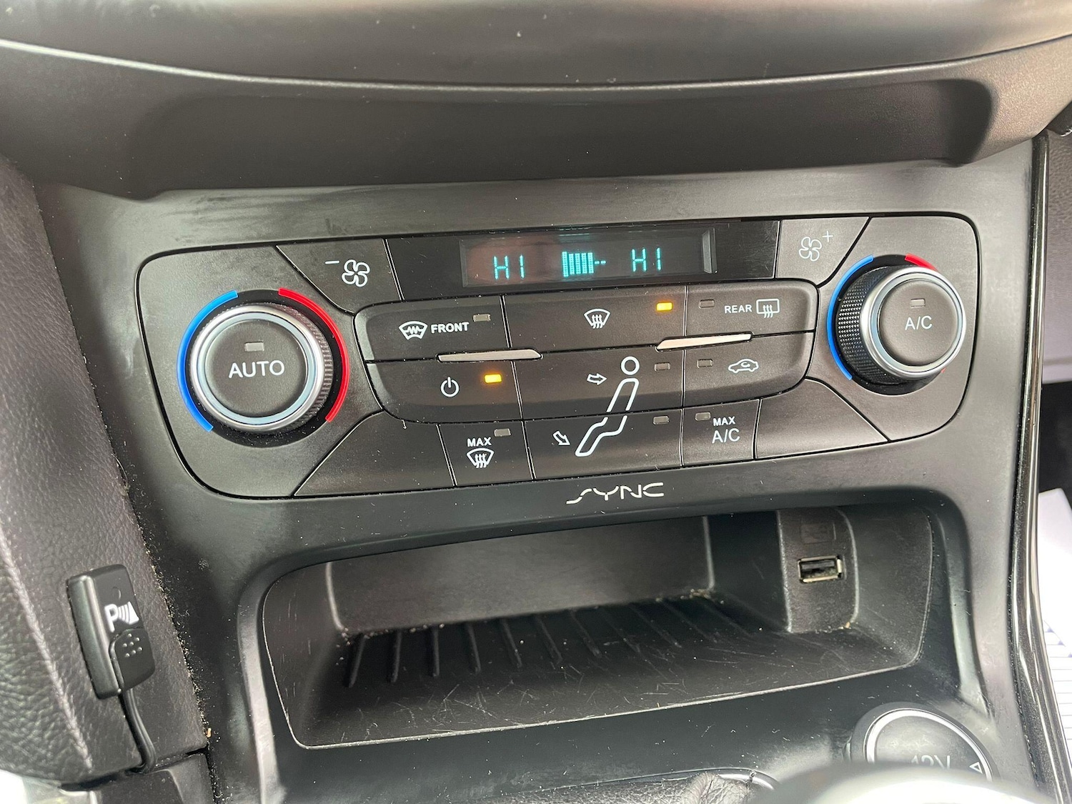 Used Ford Focus 2015 for sale - 77882332: Photo 18