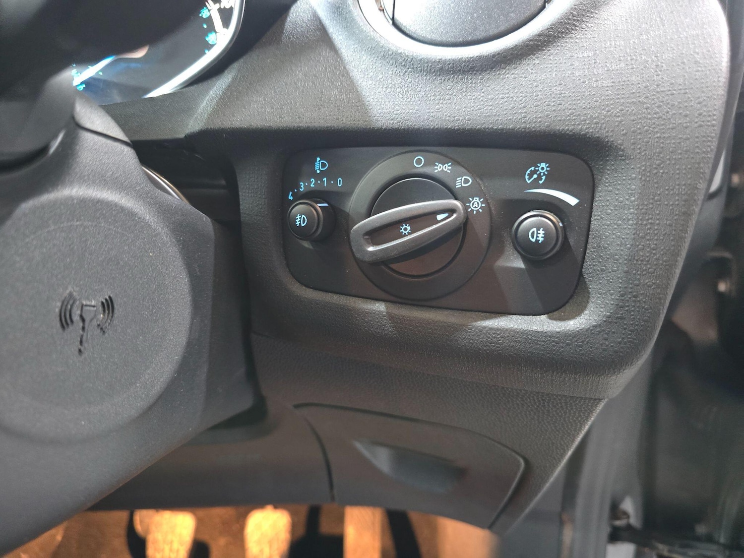 Used Ford Fiesta 2016 for sale - 77647007: Photo 25