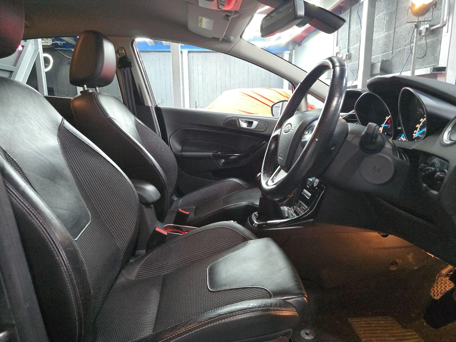 Used Ford Fiesta 2016 for sale - 77647007: Photo 41